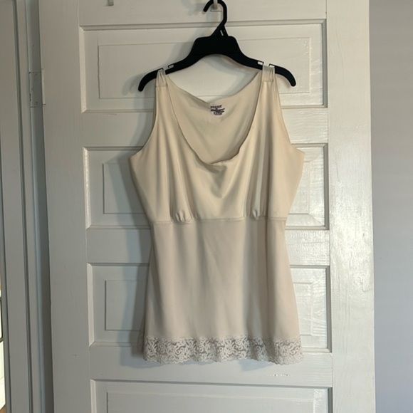 Spanx Compression Tank - Picture 1 of 5